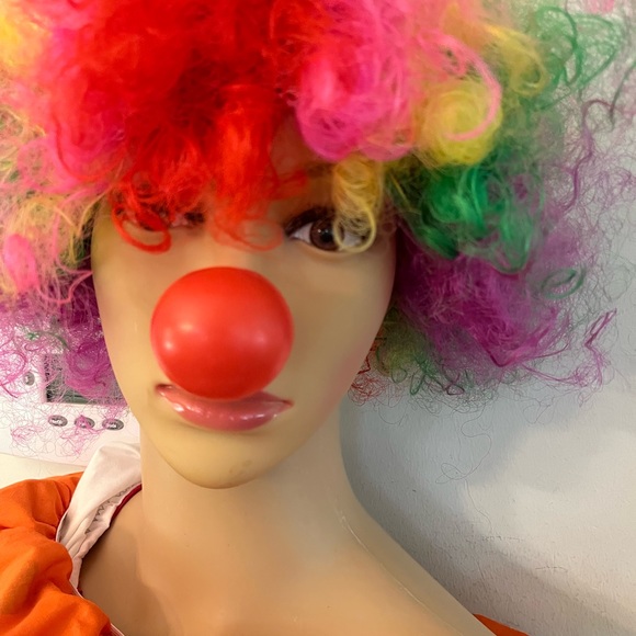 Clown costume size up to 3X can stuff pillows for an awesome look! - Picture 5 of 14